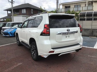 TOYOTA LAND CRUISER PRADO - 9