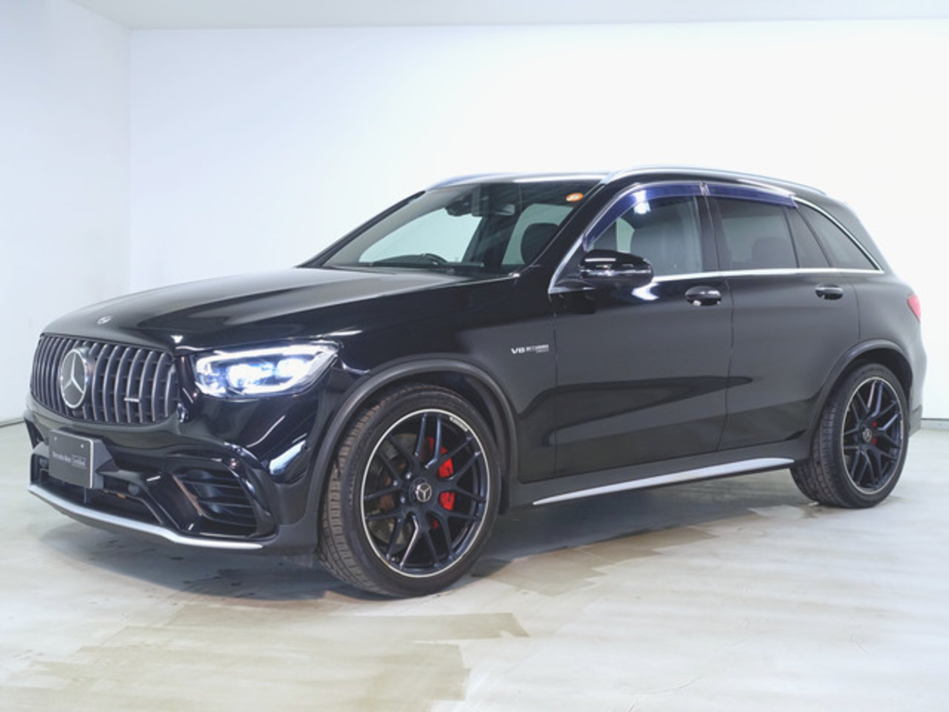 MERCEDES-BENZ GLC AMG - View 1