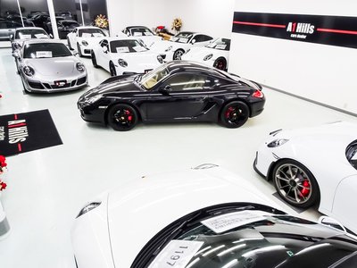 صورة مصغرة 76 لـ 2010 Porsche CAYMAN