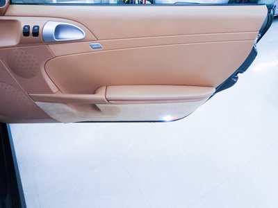 صورة مصغرة 62 لـ 2010 Porsche CAYMAN
