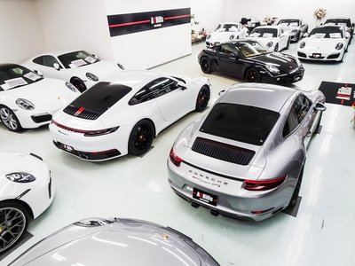 2010 Porsche CAYMAN photo 5