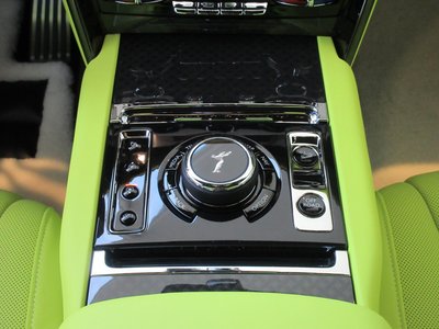 2025 ROLLS-ROYCE CULLINAN 缩略图 75