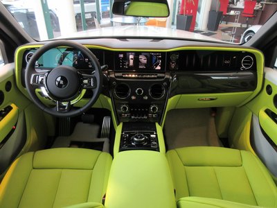 صورة 2 لـ 2025 ROLLS-ROYCE CULLINAN