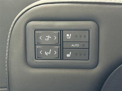2024 Toyota ALPHARD — миниатюра 32