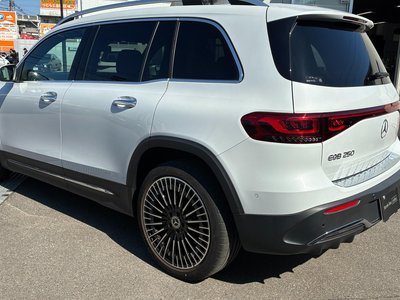 MERCEDES-BENZ EQB - 4