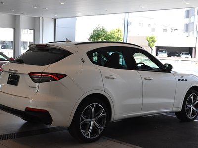 صورة مصغرة 13 لـ 2022 Maserati LEVANTE