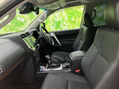 TOYOTA LAND CRUISER PRADO - 7
