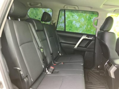 TOYOTA LAND CRUISER PRADO - 5
