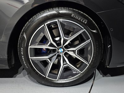 BMW 5 SERIES - 8