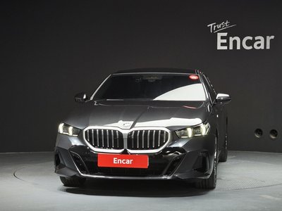 BMW 5 SERIES - 2