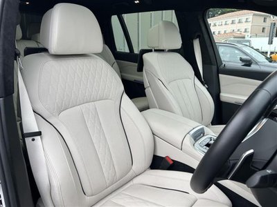 2022 BMW X7 照片 3