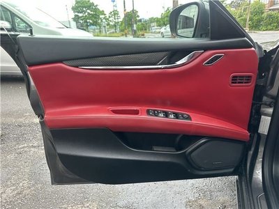 صورة مصغرة 43 لـ 2018 Maserati QUATTROPORTE