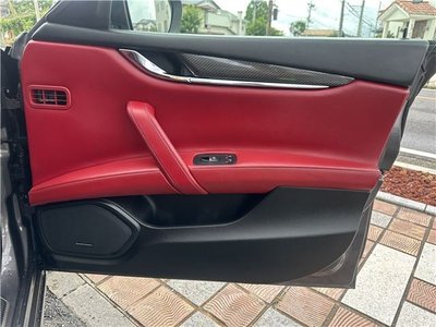 صورة مصغرة 44 لـ 2018 Maserati QUATTROPORTE