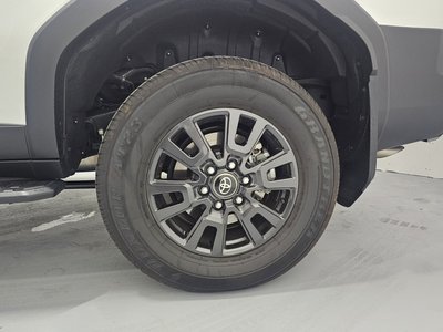 TOYOTA LAND CRUISER 250 - 9