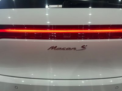 2021 Porsche MACAN — миниатюра 11
