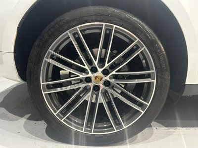 2021 Porsche MACAN — миниатюра 15