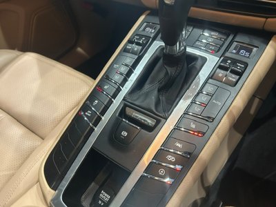 2021 Porsche MACAN — миниатюра 33