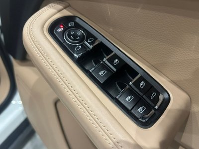 2021 Porsche MACAN — миниатюра 34