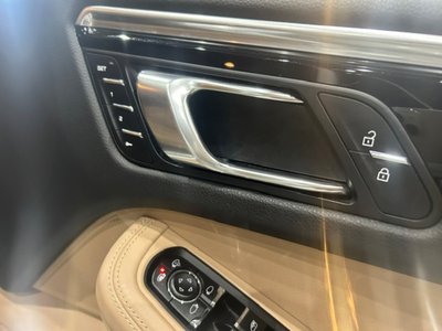 2021 Porsche MACAN — миниатюра 31