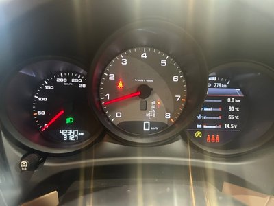 2021 Porsche MACAN — миниатюра 32