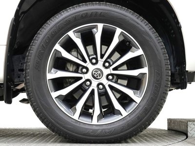 TOYOTA LAND CRUISER PRADO - 4