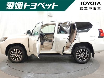 TOYOTA LAND CRUISER PRADO - 3