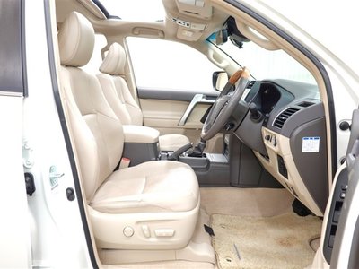 TOYOTA LAND CRUISER PRADO - 7