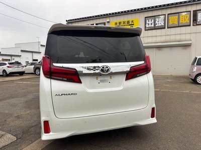 TOYOTA ALPHARD - 4