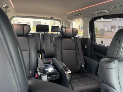 TOYOTA ALPHARD - 8