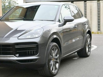 PORSCHE CAYENNE - 10