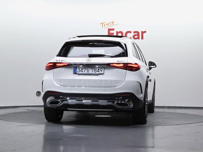 MERCEDES-BENZ GLC - 4