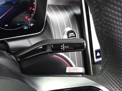 MERCEDES-BENZ GLC - 9