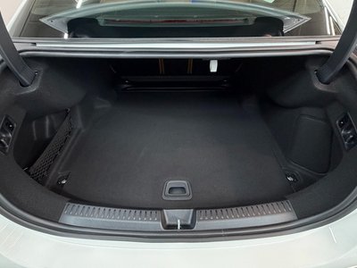 2025 Mercedes-BENZ E-CLASS 缩略图 19