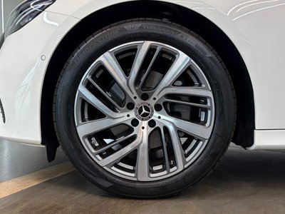 2025 Mercedes-BENZ E-CLASS 照片 6
