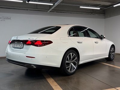 2025 Mercedes-BENZ E-CLASS 照片 4