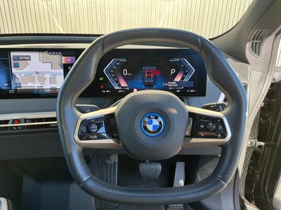 2022 BMW IX thumbnail 11