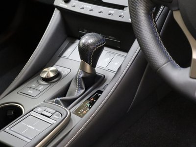 2016 Lexus RC F 缩略图 28