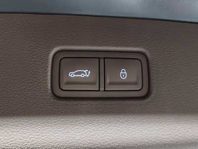 2023 Genesis GV80 thumbnail 33