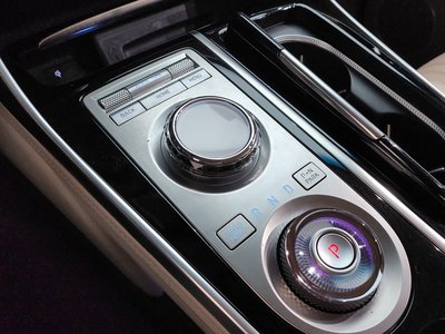 2023 Genesis GV80 thumbnail 12