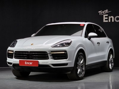 PORSCHE CAYENNE - 1