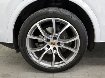 PORSCHE CAYENNE - 6