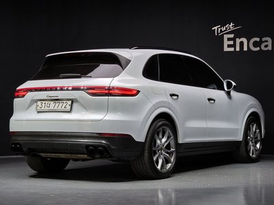 PORSCHE CAYENNE - 3