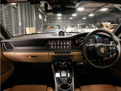 صورة مصغرة 14 لـ 2024 Porsche 911