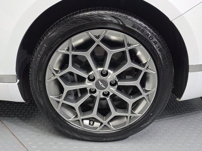 صورة 6 لـ 2023 Genesis G80 (RG3)