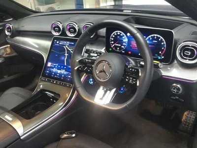 2025 Mercedes-BENZ C-CLASS 照片 3