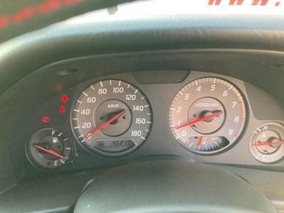 1999 Nissan SKYLINE 照片 8