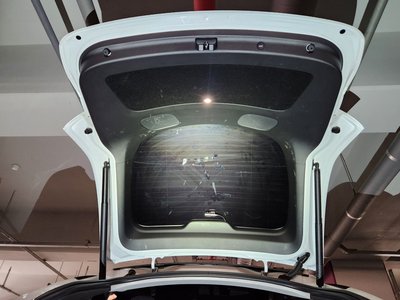 صورة 8 لـ 2022 Tesla MODEL Y