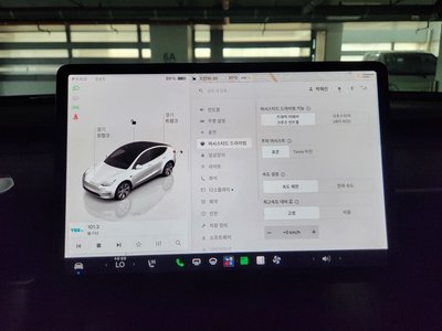 2022 Tesla MODEL Y — миниатюра 17