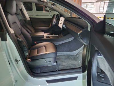 2022 Tesla MODEL Y — миниатюра 12