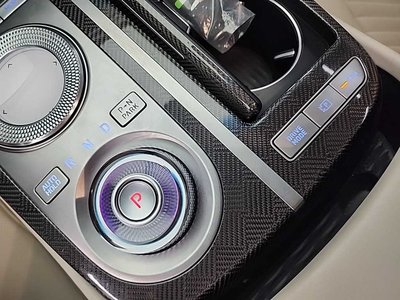 GENESIS G80 (RG3) - 9